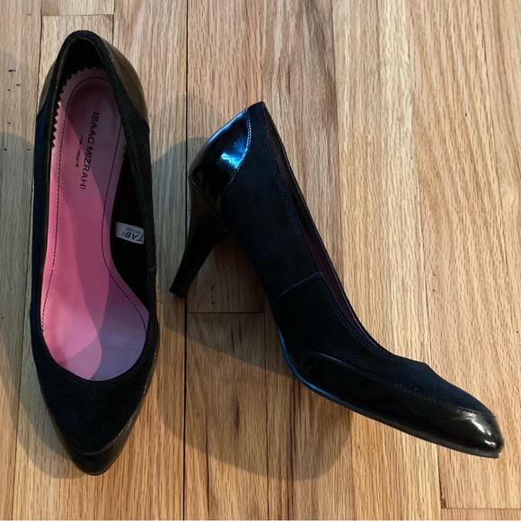 EUC ISAAC MIZRAHI for Target Black suede and patent pumps. Size 9.5.  3 in heel - Picture 6 of 14